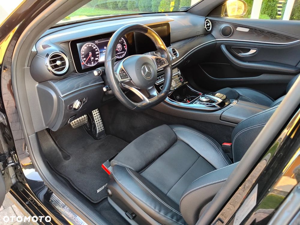Mercedes-Benz Klasa E 220 d 4-Matic Business Edition 9G-TRONIC - 17