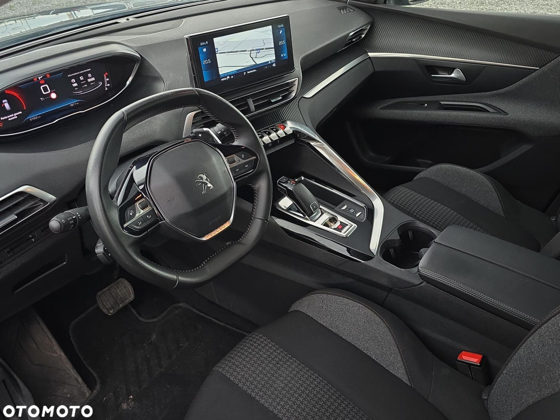 Peugeot 3008 1.5 BlueHDi Active Pack S&S EAT8 - 15