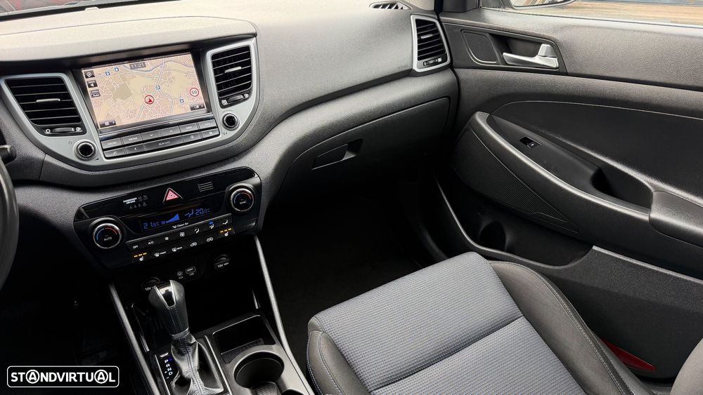 Hyundai Tucson 1.7 CRDi Executive DCT - 9