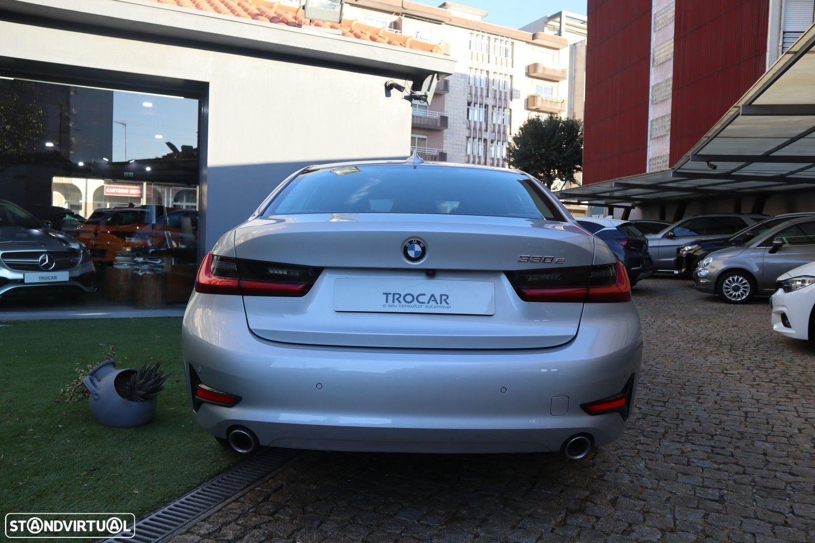 BMW 330 e Corporate Edition Auto - 13