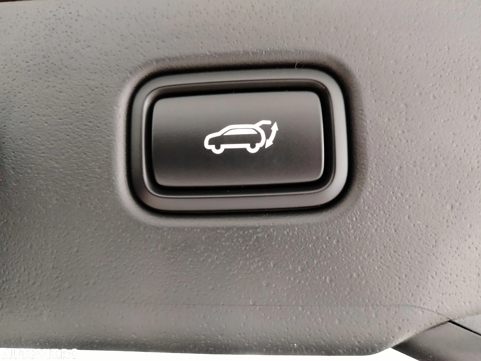 Kia Niro 1.6 GDI HEV 2WD OPF Aut. Edition 7 - 24