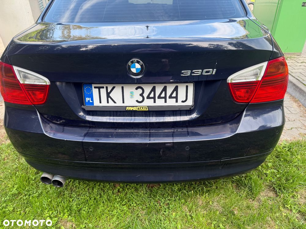 BMW Seria 3 330xi - 9