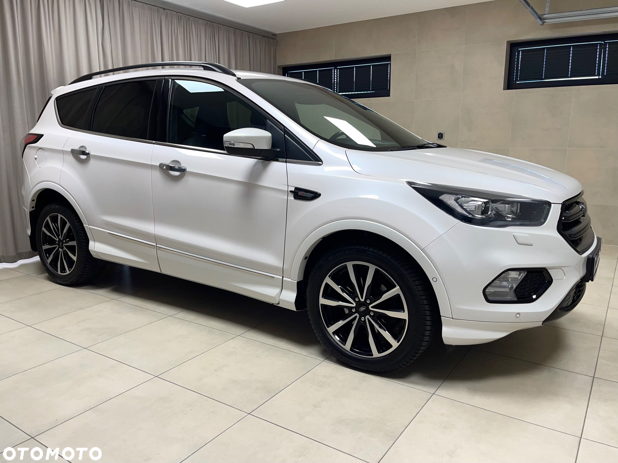 Ford Kuga 1.5 EcoBoost FWD ST-Line ASS GPF - 9