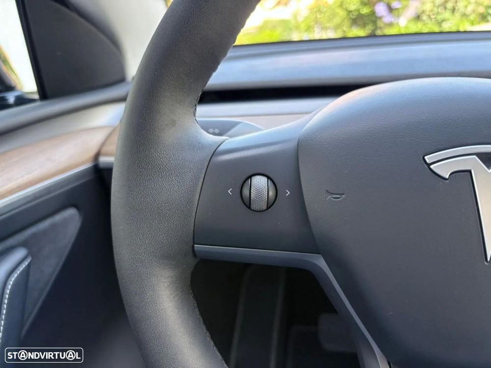 Tesla Model Y Long Range Tração Integral - 38