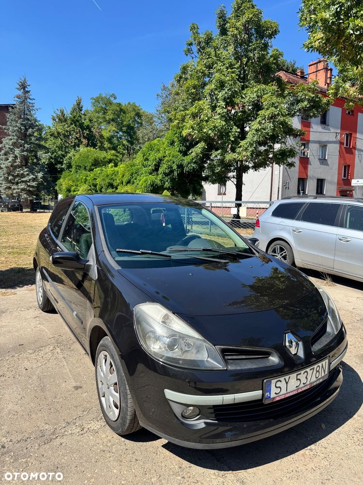 Renault Clio 1.2 16V Dynamique - 1