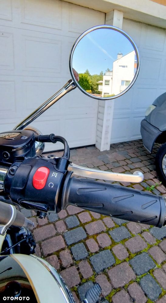 Triumph Speedmaster - 14