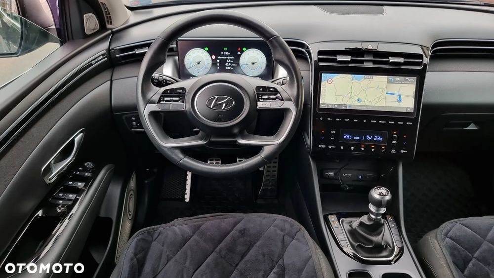 Hyundai Tucson 1.6 T-GDi Executive 2WD - 34