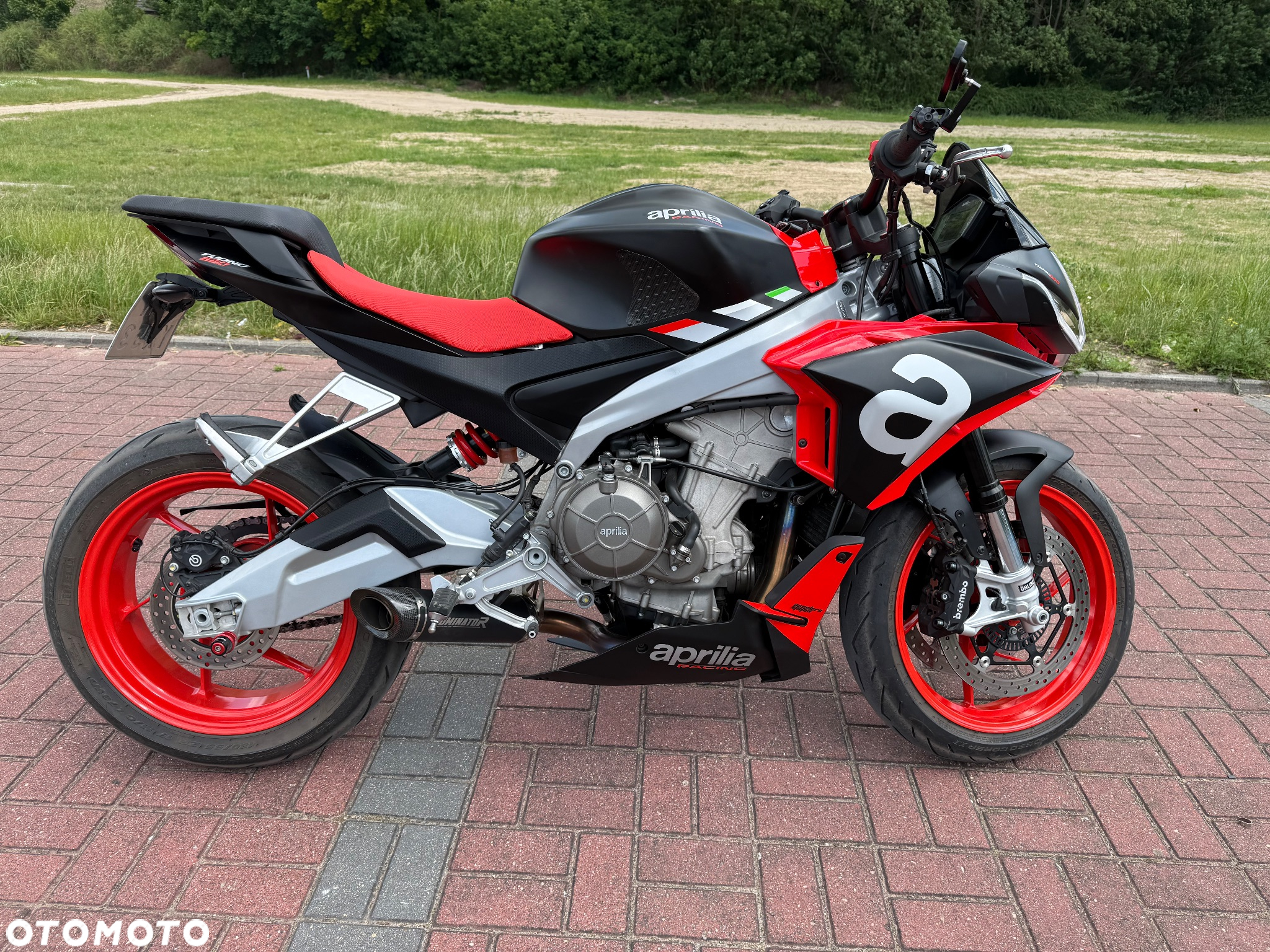Aprilia Tuono - 6