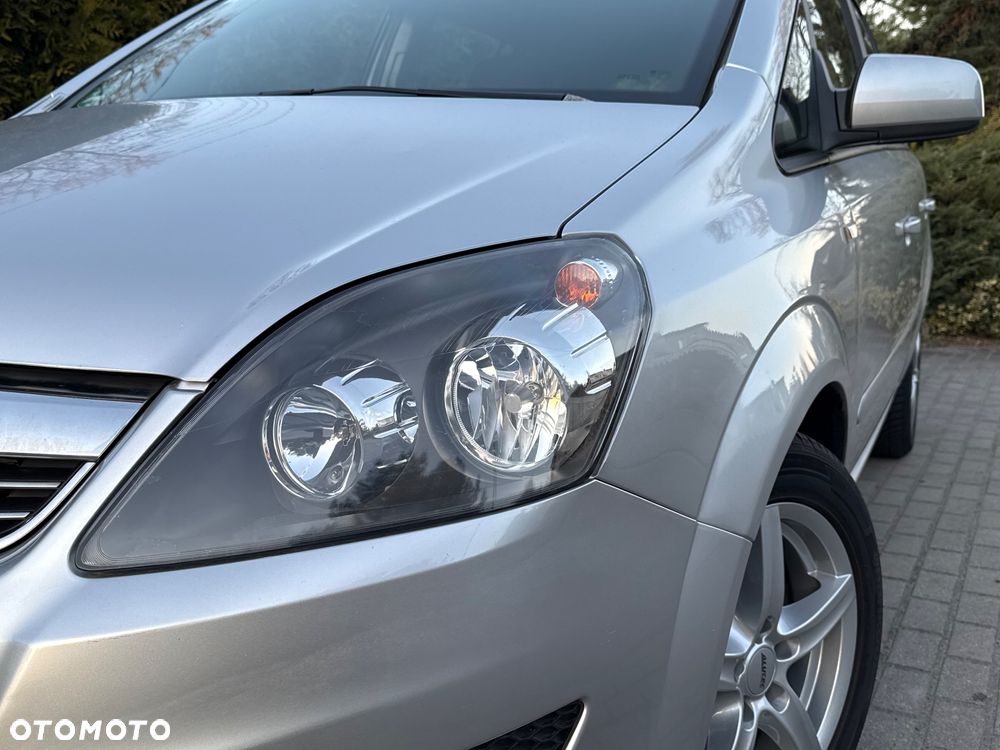 Opel Zafira 1.8 Edition - 19