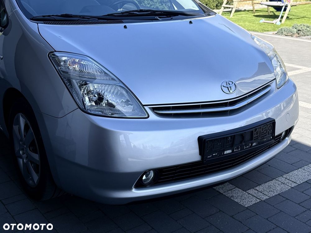 Toyota Prius 1.5 VVT-i Sol - 35