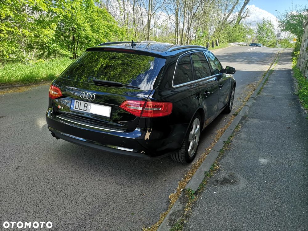 Audi A4 Avant 2.0 TDI - 7