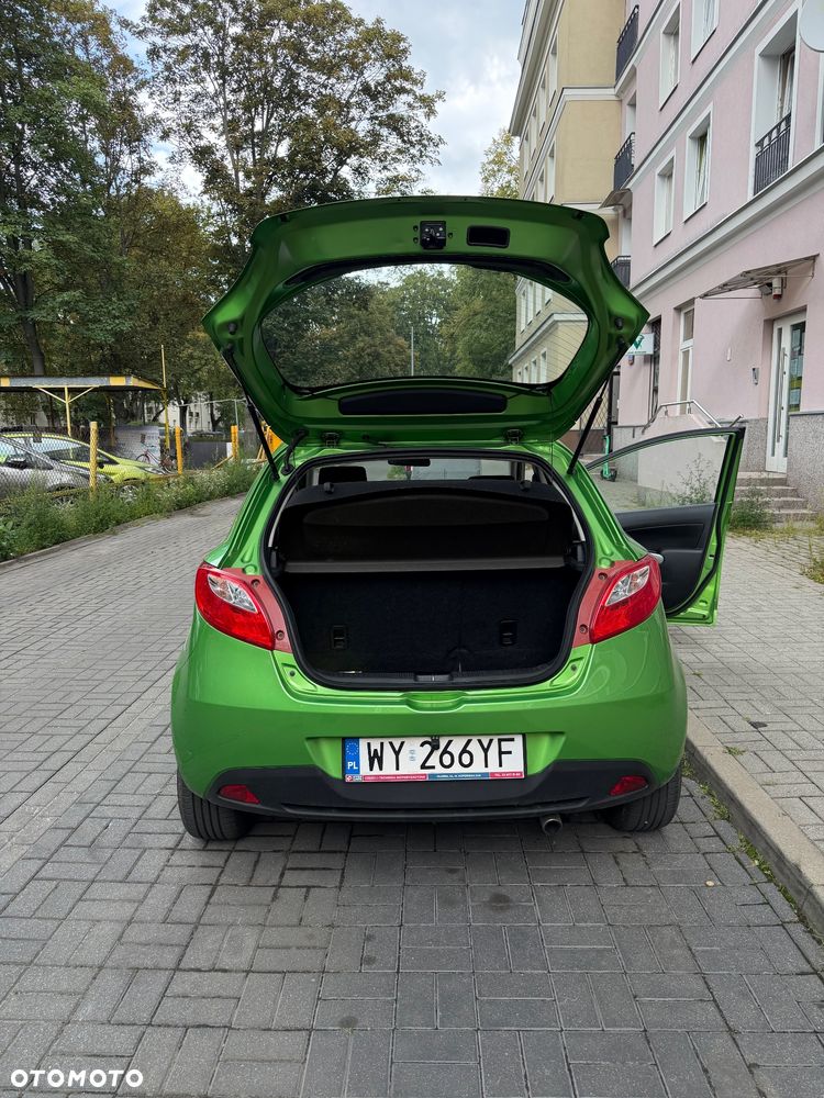 Mazda 2 - 6