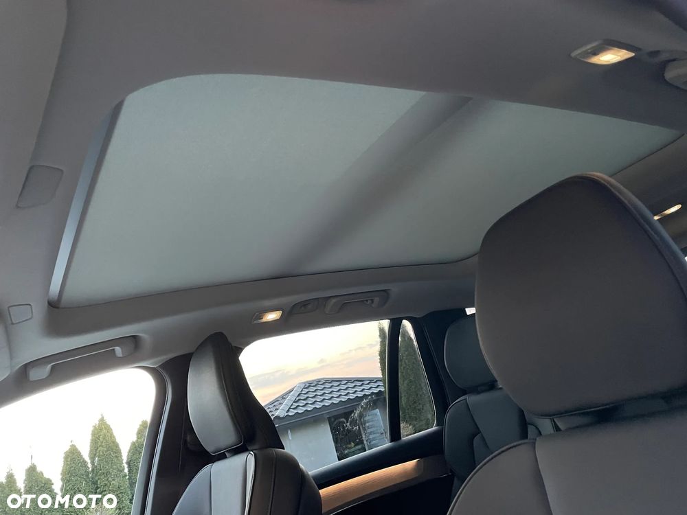 Volvo XC 90 B5 B AWD Plus Black Edition 7os - 17