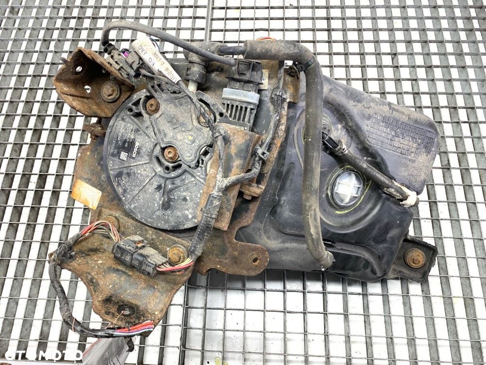 ZBIORNIK SCR  JAGUAR F-PACE (X761) 2015 - 2022 2.0 TD4 AWD 132 kW [180 KM] olej napędowy 2015 - - 4