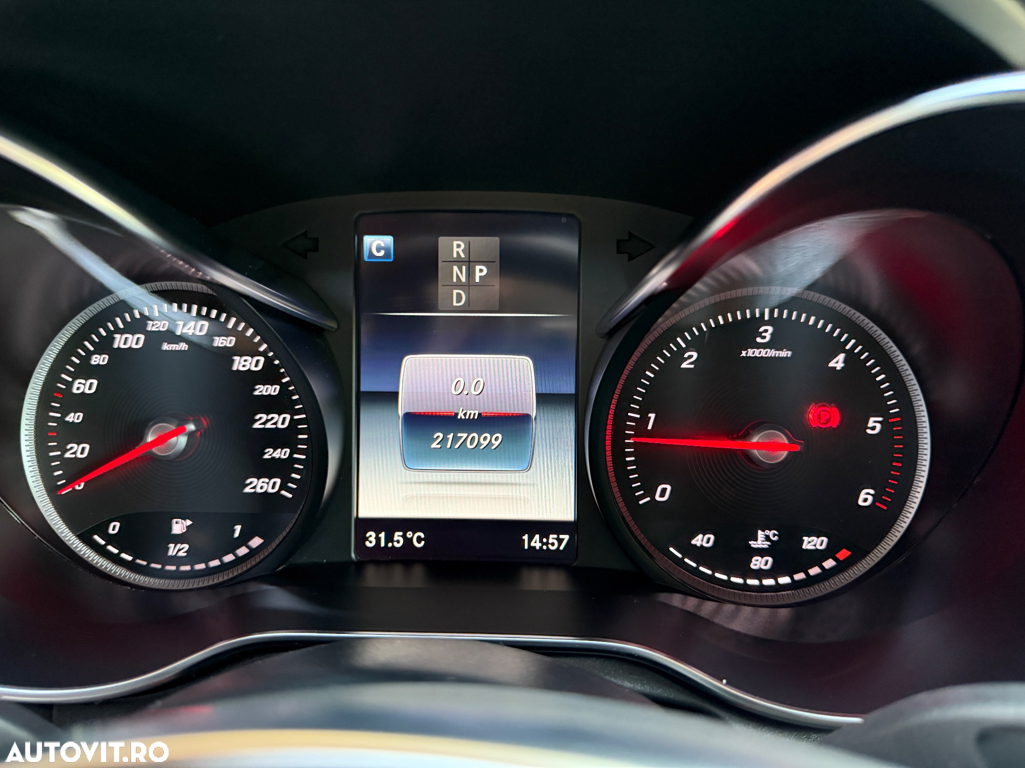 Mercedes-Benz GLC Coupe 220 d 4Matic 9G-TRONIC AMG Line - 19