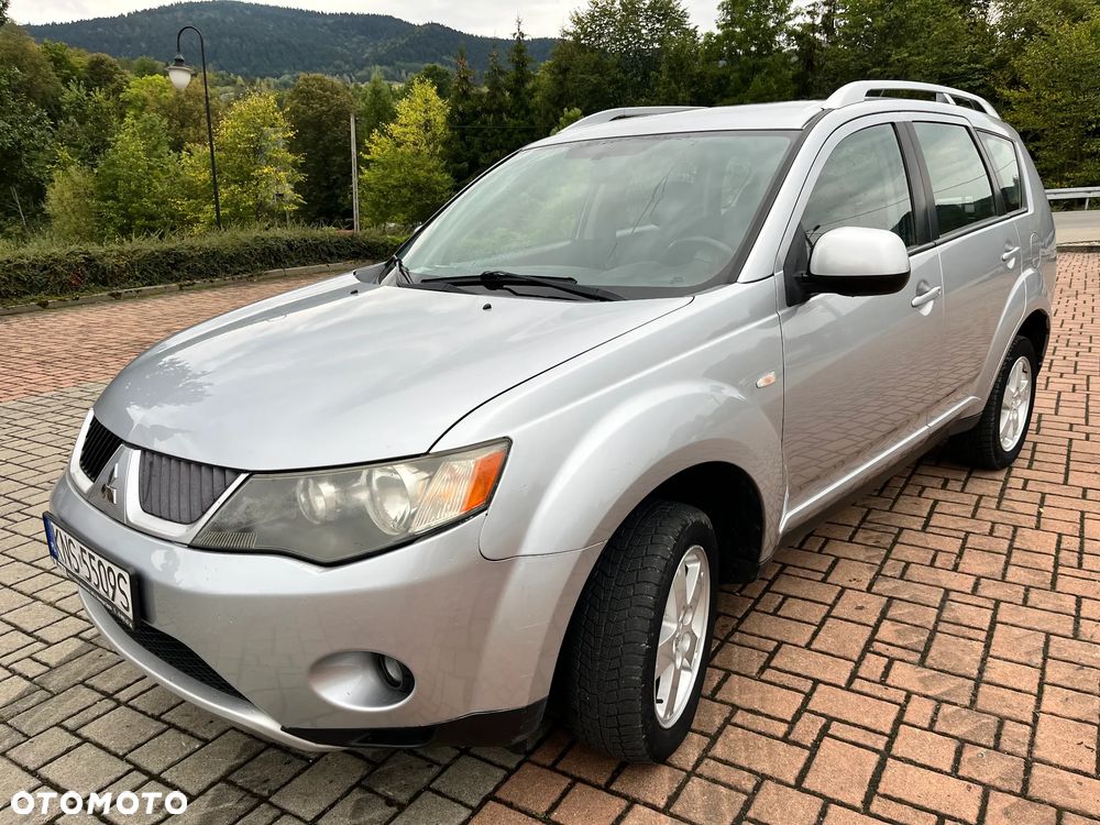 Mitsubishi Outlander 2.0 DID Intense + - 1