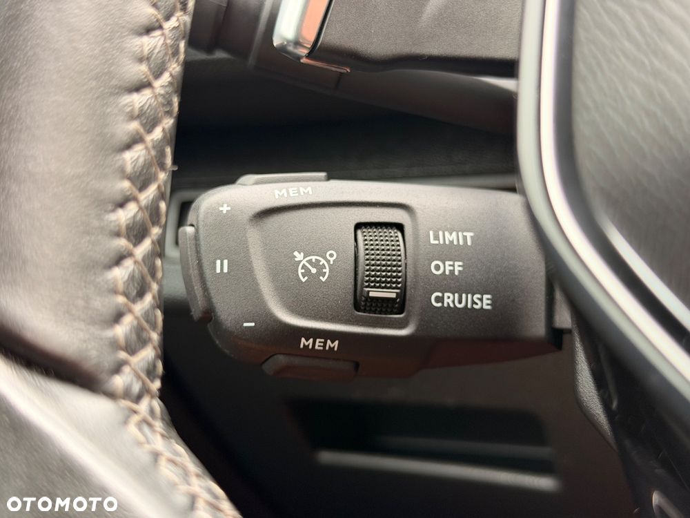 Peugeot 3008 BlueHDi 130 Stop & Start EAT8 Allure Pack - 21