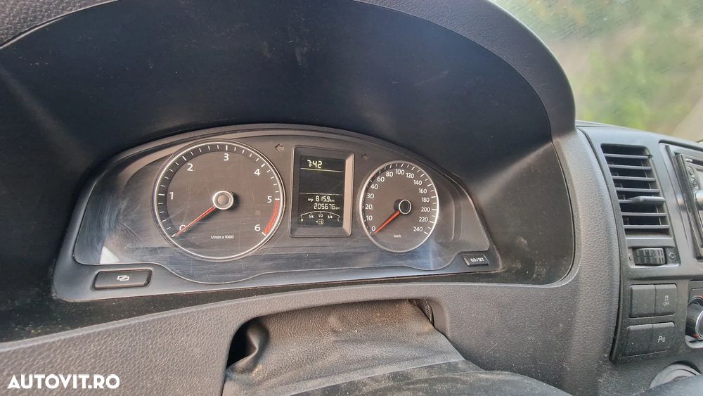 Volkswagen Transporter - 10