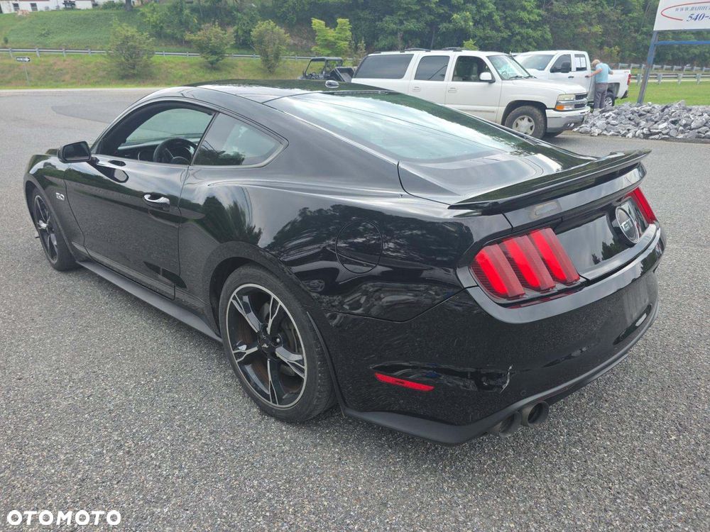 Ford Mustang 5.0 V8 GT - 3