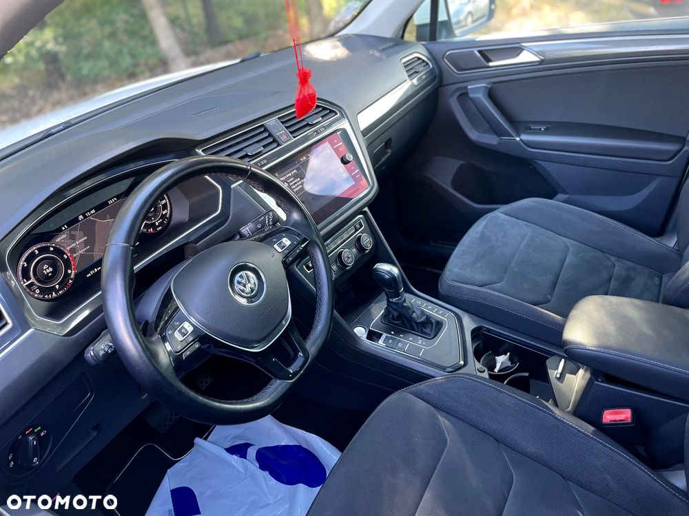 Volkswagen Tiguan - 11