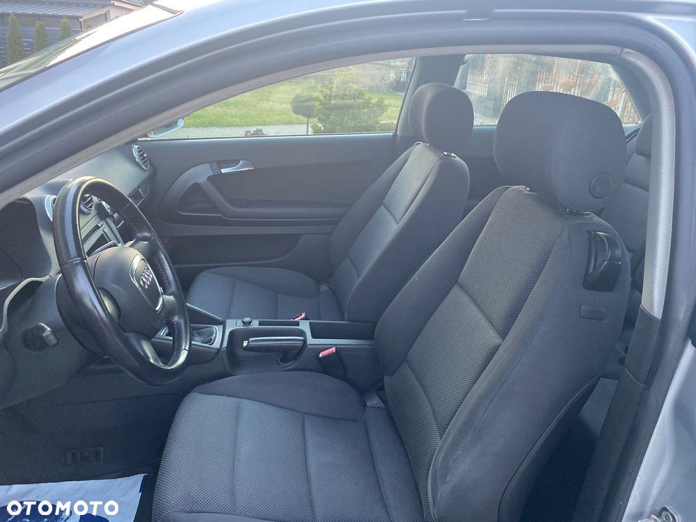 Audi A3 3-drzwiowe 1.4 TFSI Attraction - 36
