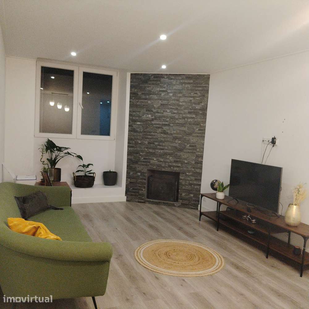 Apartamento T2 com Cozinha Equipada em Azeitão - Grande imagem: 3/8