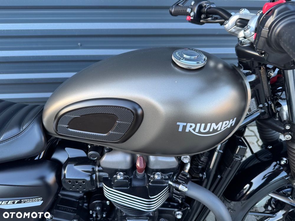 Triumph Street Twin - 11