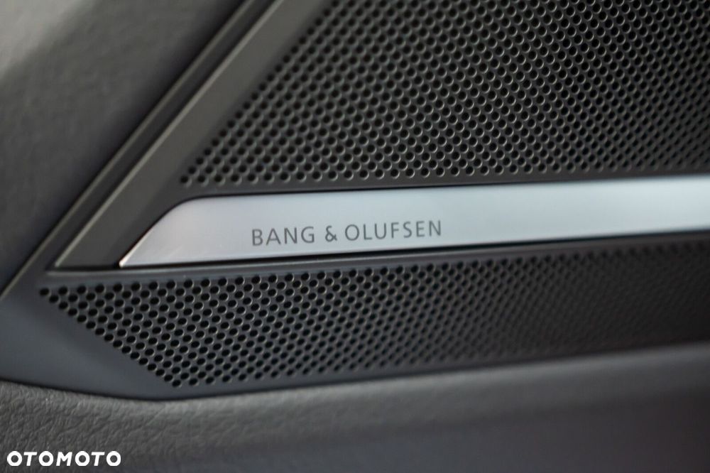 Audi RS6 Avant - 12