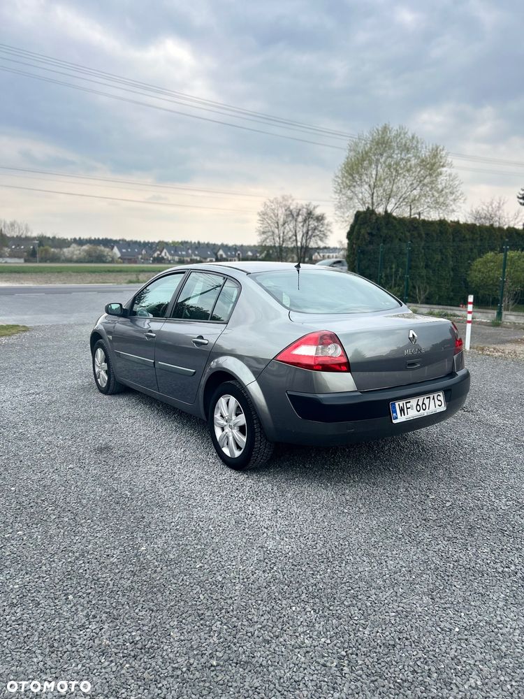 Renault Megane 1.6 16V Dynamique - 5
