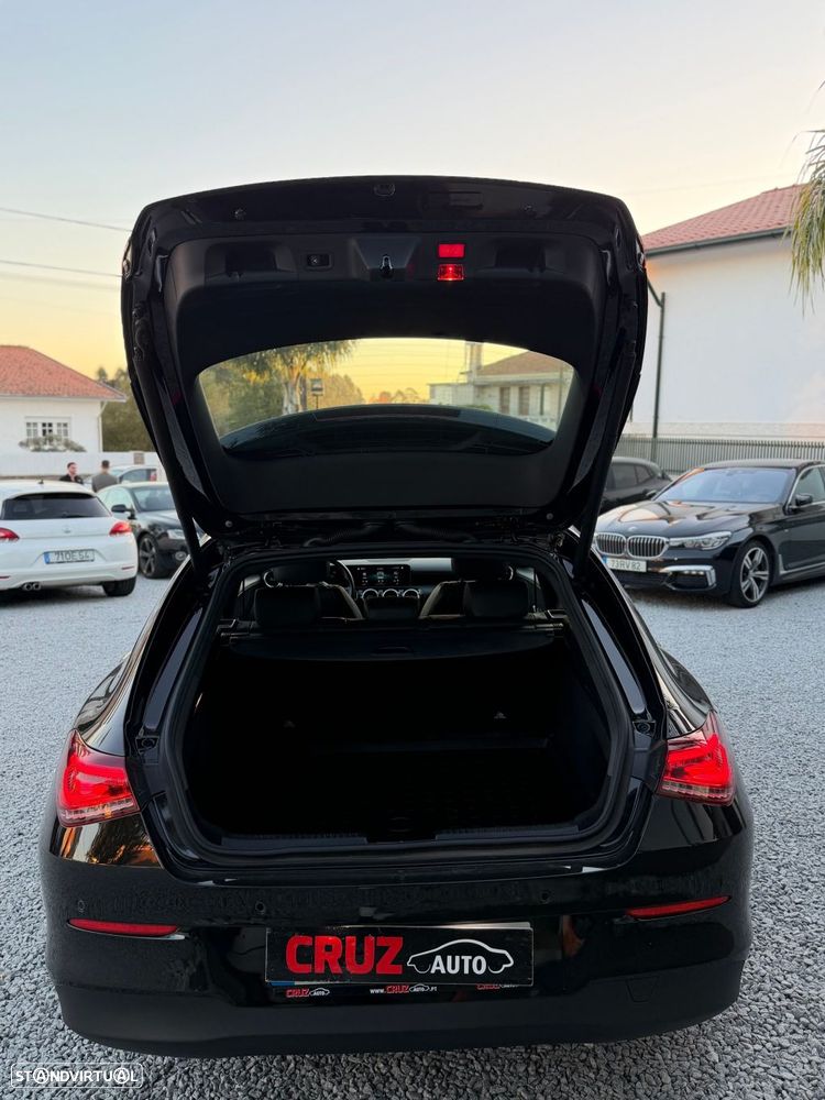 Mercedes-Benz CLA 180 d Shooting Brake Business Solutions - 22