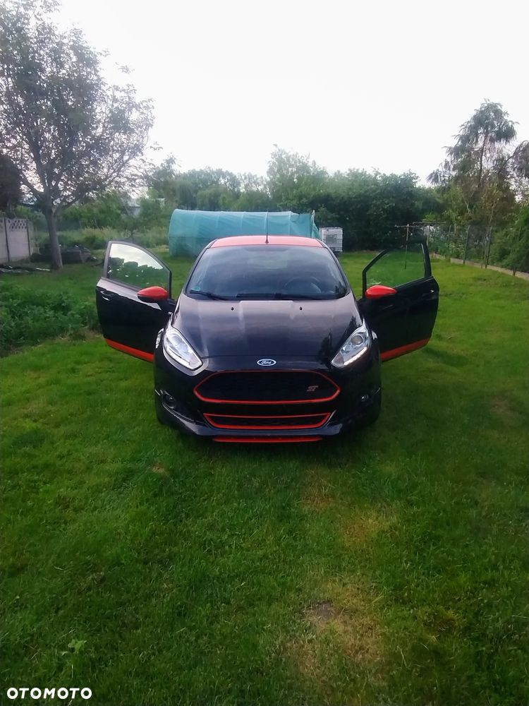 Ford Fiesta 1.0 EcoBoost STart-Stop ST-LINE - 2