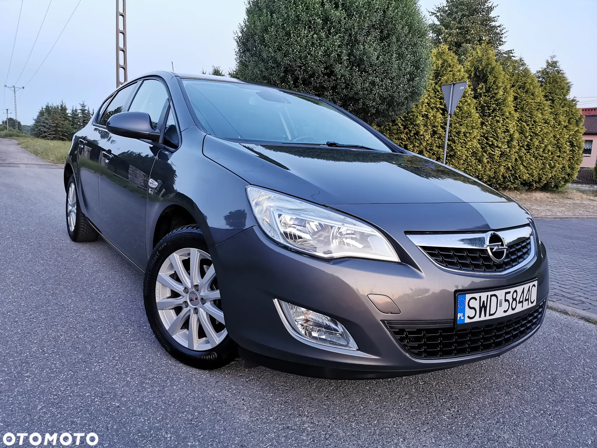 Opel Astra 1.4 Turbo 150 Jahre - 2