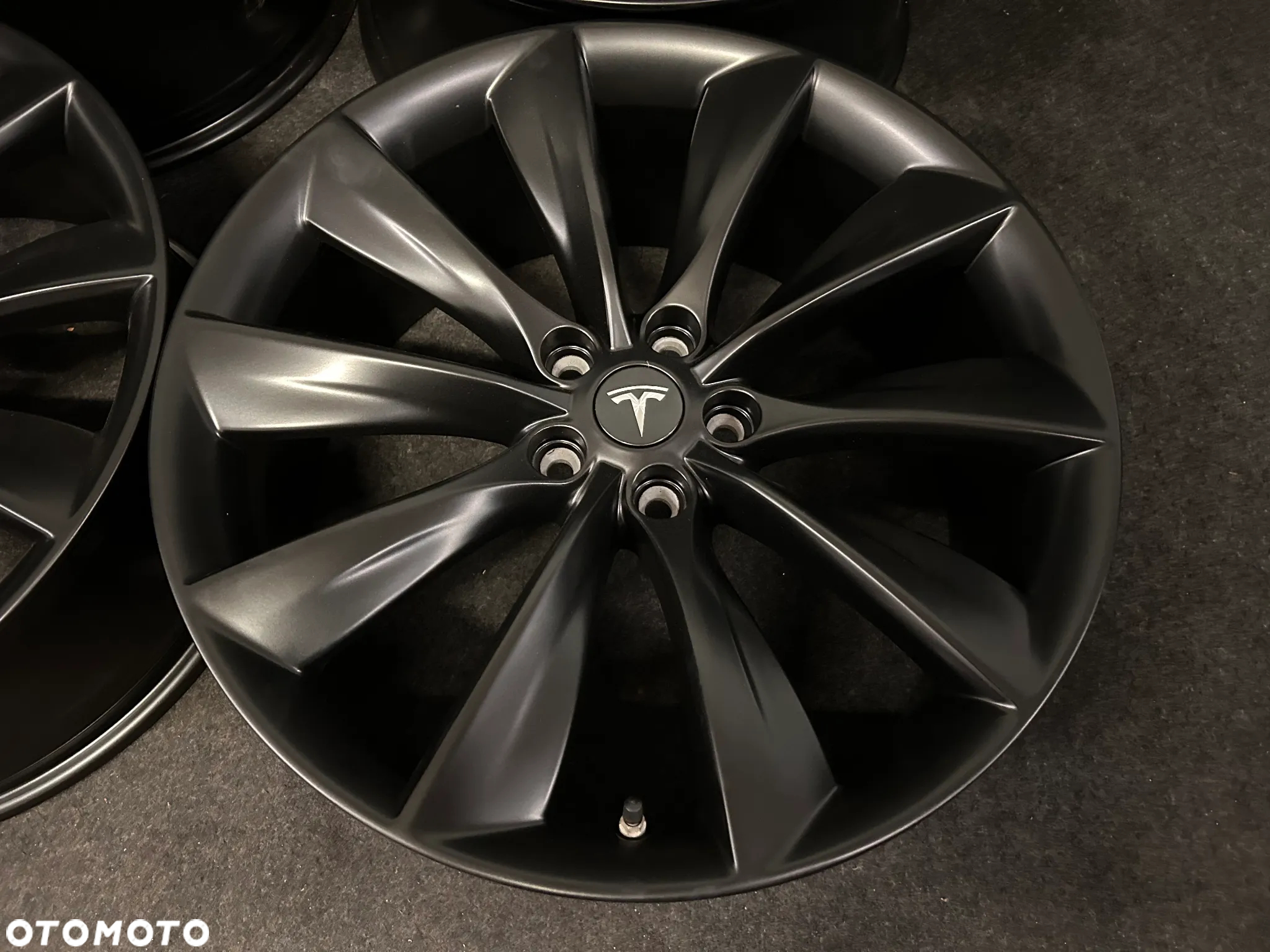 Alufelgi Tesla Model S Turbina 21 cali 5x120 4szt. Dwie szerokości z czujnikami! Ładne! - 10