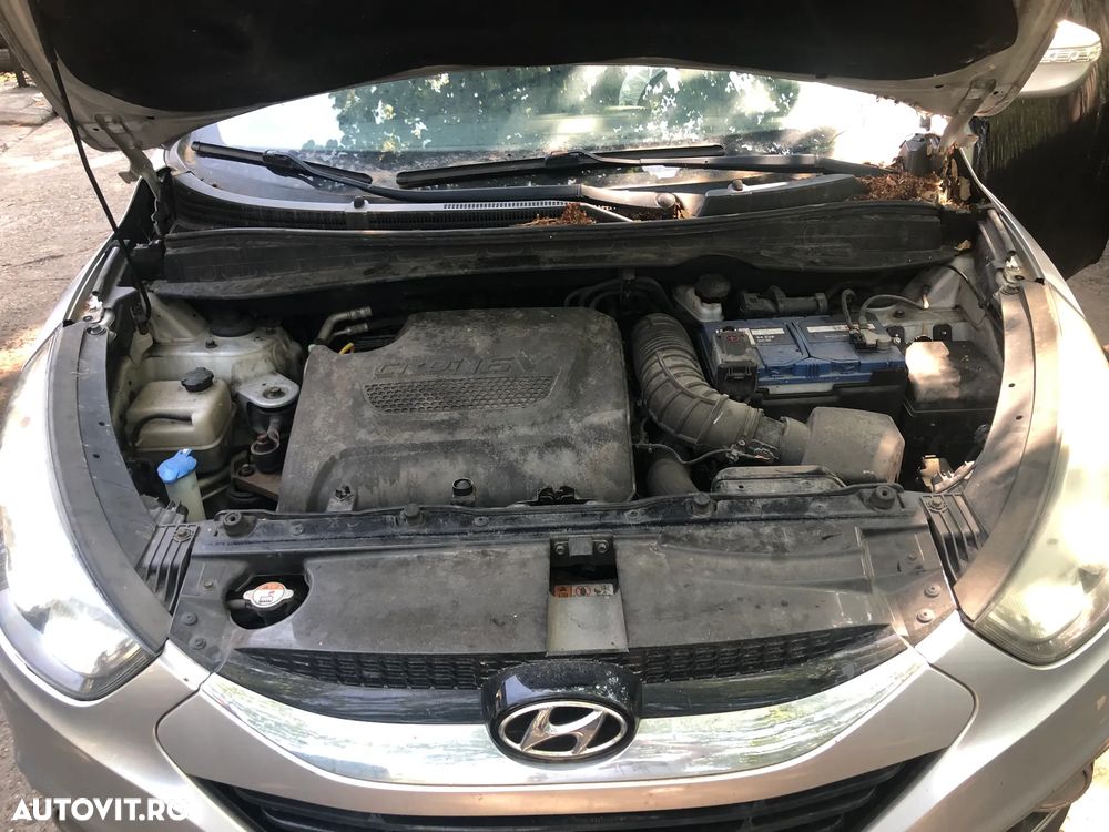Dezmembrez Hyundai IX35 2012 2.0 CRDI 4WD - 3