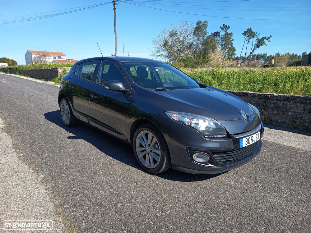 Renault Mégane 1.5 dCi Dynamique - 4