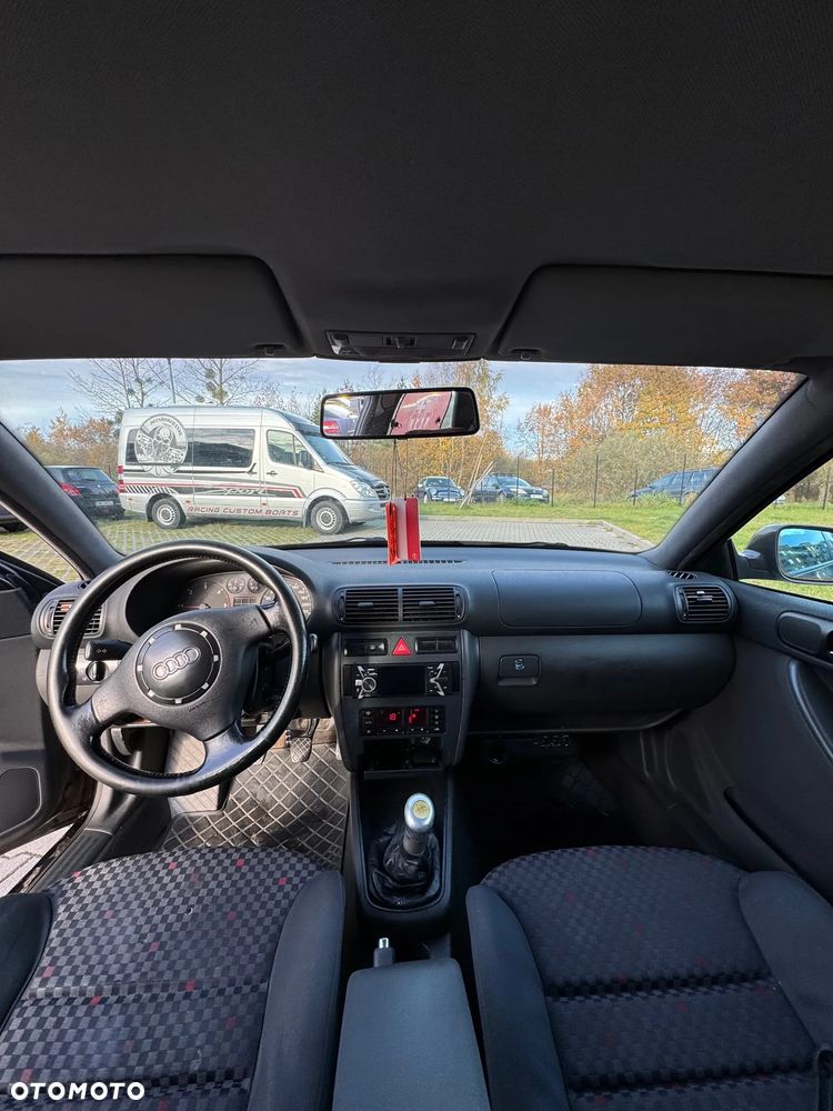 Audi A3 3-drzwiowe 1.9 TDI Ambition - 11