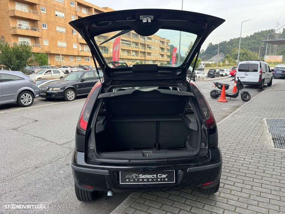 Opel Corsa 1.3 CDTi Silver - 23