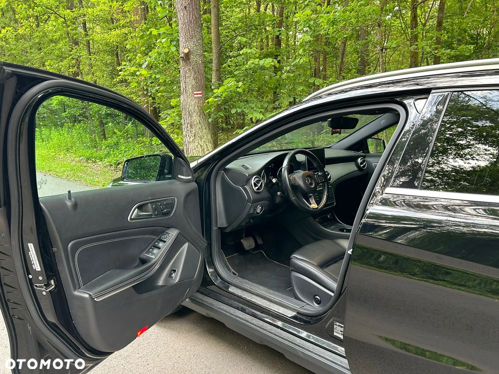 Mercedes-Benz GLA 250 4-Matic - 26