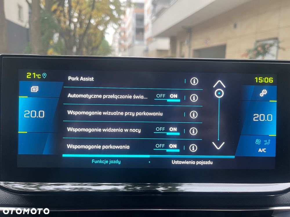 Peugeot 3008 1.6 PureTech HYbrid4 GT Line S&S EAT8 - 27
