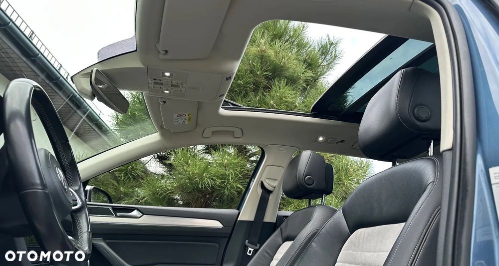 Volkswagen Passat Variant 2.0 TDI Bi-Turbo BMT 4Mot Highline DSG - 19