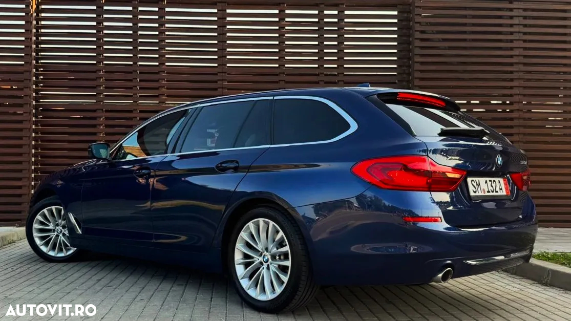 BMW Seria 5 520d Touring Aut. Luxury Line - 10