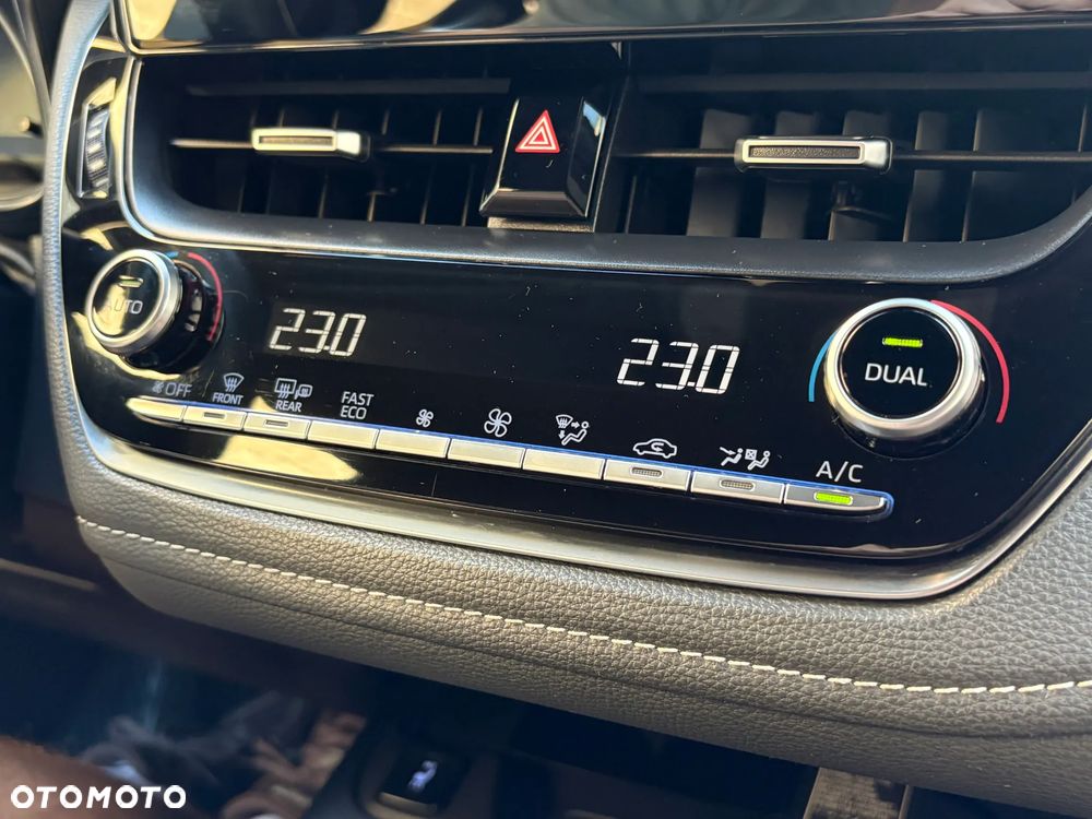 Toyota Corolla 2.0 Hybrid GR Sport - 16