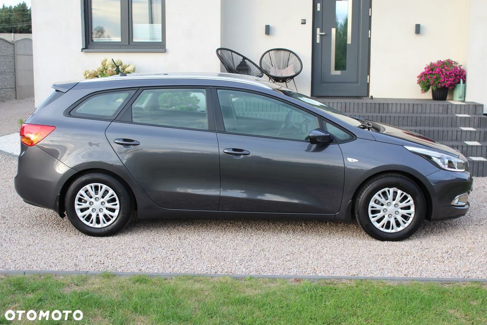 Kia Ceed 1.6 GDI Business Line - 9