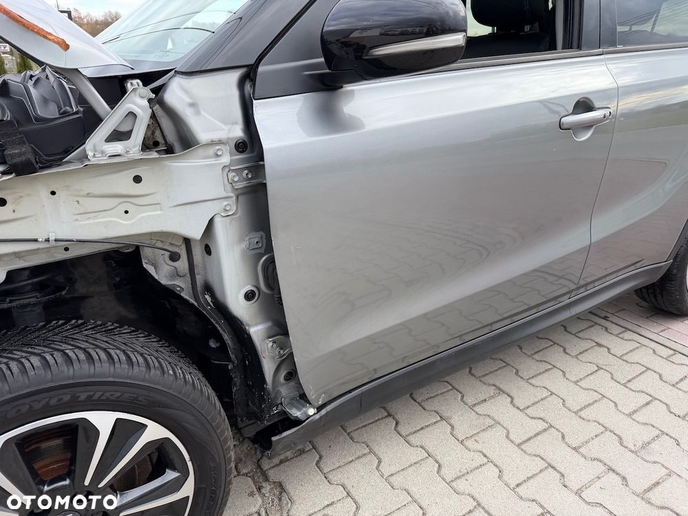 Suzuki Vitara 1.4 Boosterjet Premium 2WD - 14