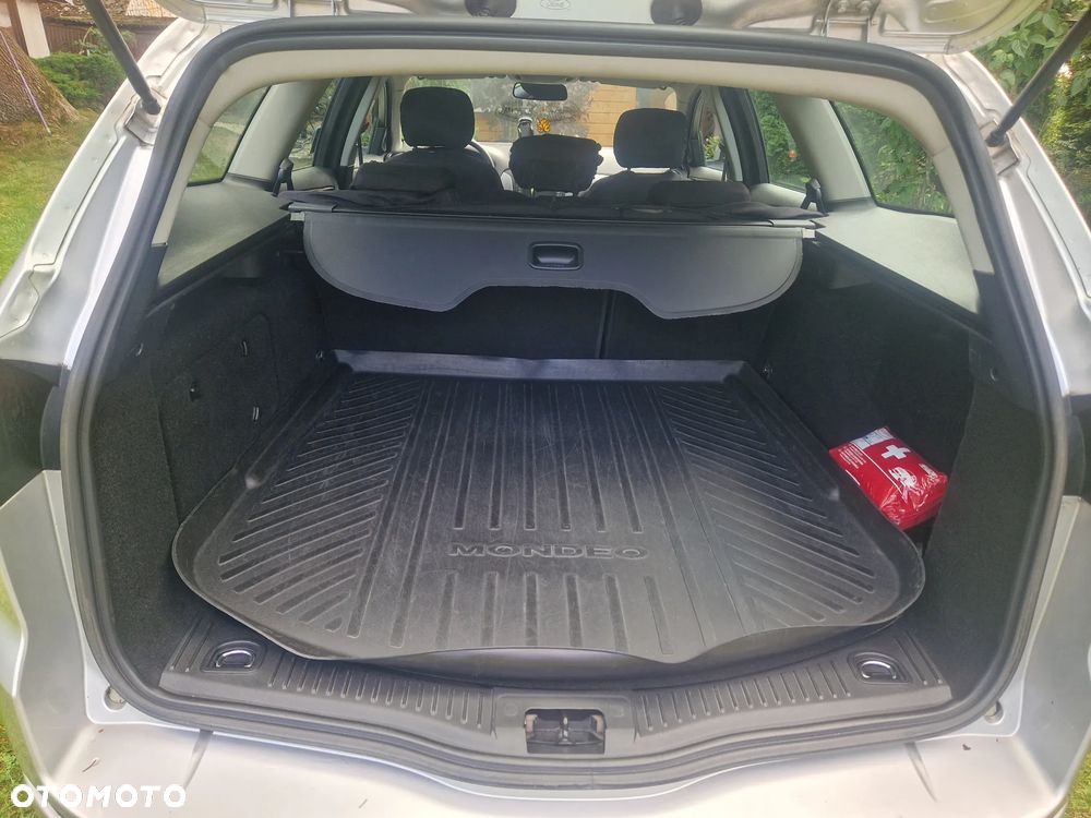 Ford Mondeo - 9