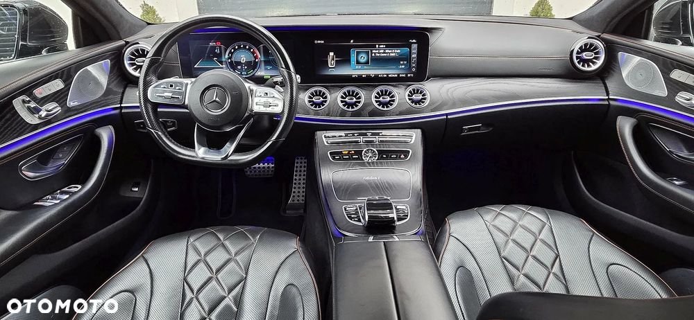 Mercedes-Benz CLS - 10