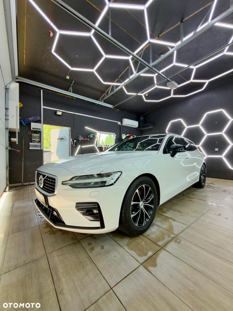 Volvo V60 D4 Geartronic R-Design - 9