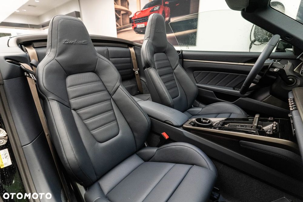 Porsche 911 Turbo S - 14