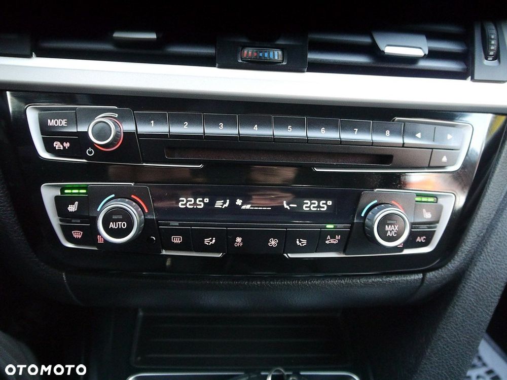 BMW Seria 3 318d Luxury Line - 21