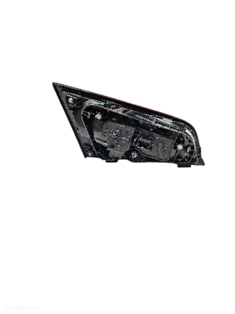 LAMPA TYŁ PRAWA W KLAPĘ AUDI A3 8V LIFT SPORTBACK 8V4945076 - 2